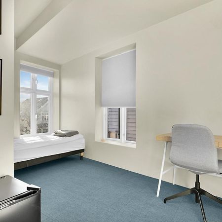 Central Guest House - Bedroom With En Suite Bathroom Στάβανγκερ Εξωτερικό φωτογραφία